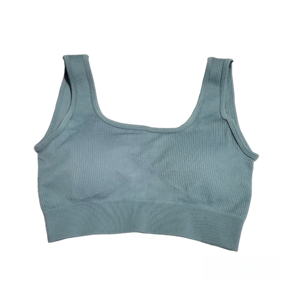 New 3pcs Yoga or Workout outfits for Women/Seamless/Thick and stretchable - Picture 2 of 7